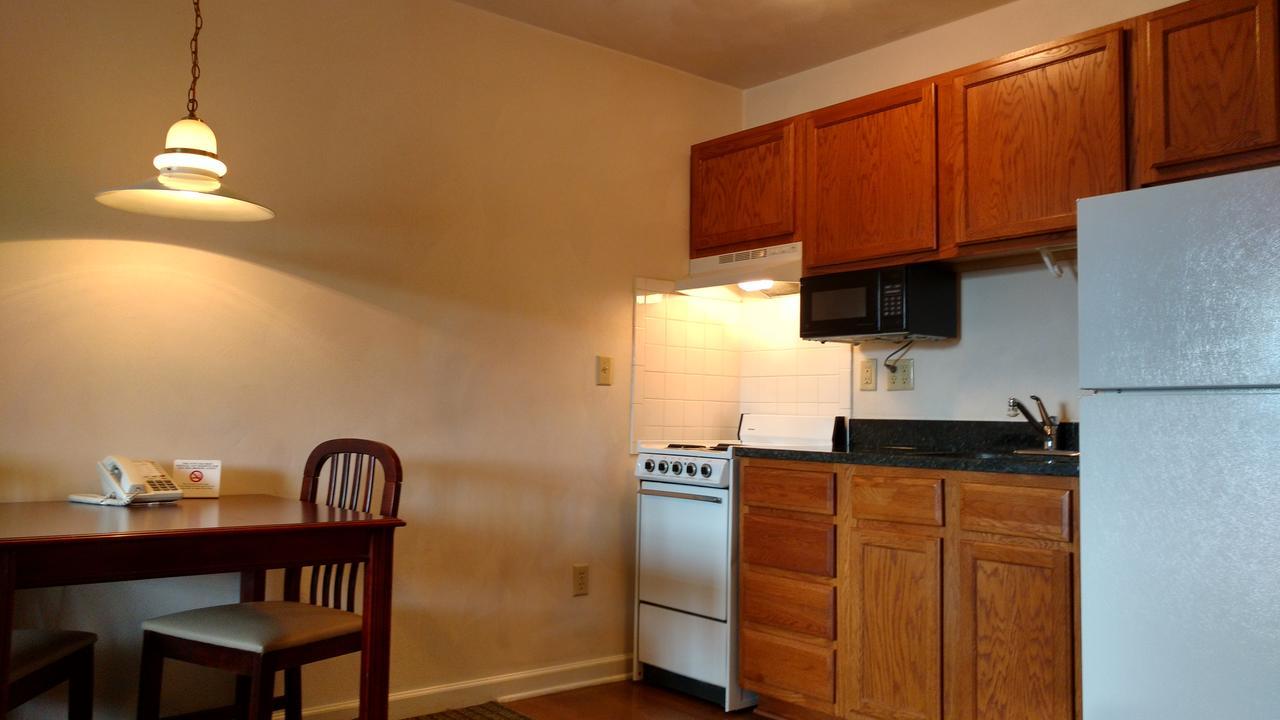 Affordable Suites Charlottesville Dış mekan fotoğraf