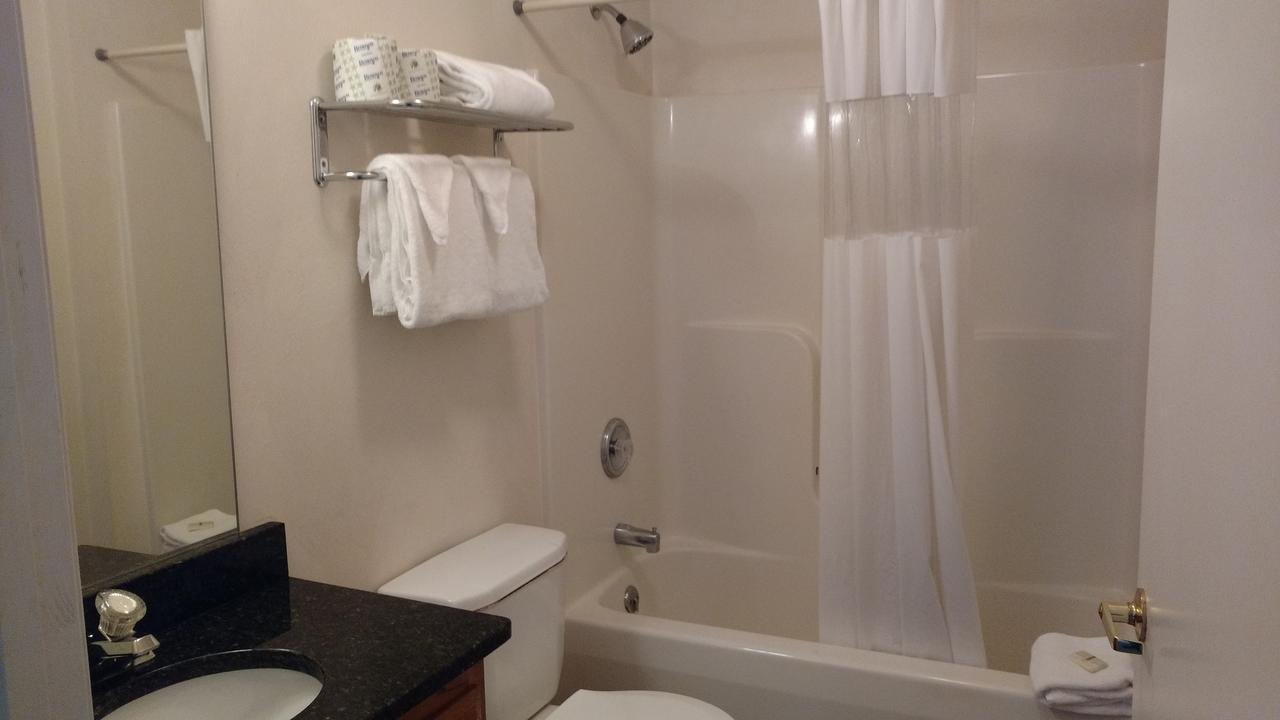 Affordable Suites Charlottesville Dış mekan fotoğraf